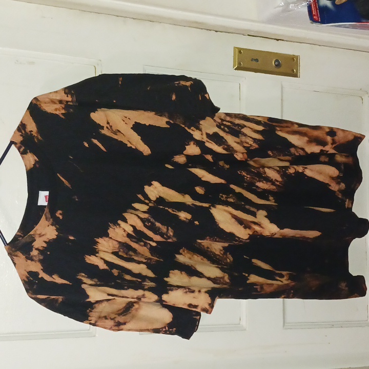 Bleach Dye Tshirt
